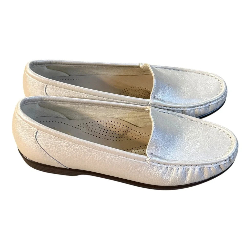 SAS Simplify Moccasin‎ Loafers Silver Cloud Leather Size 9 Wide New without box